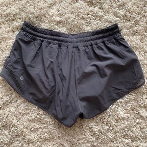 Hotty hot lululemon shorts